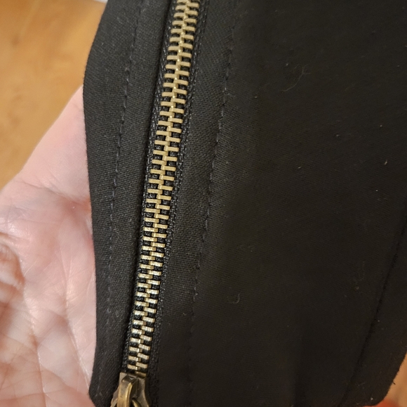 Ann Taylor Loft Women's Black Asymmetrical Zipper Jacket Size 10 - Picture 3 of 5